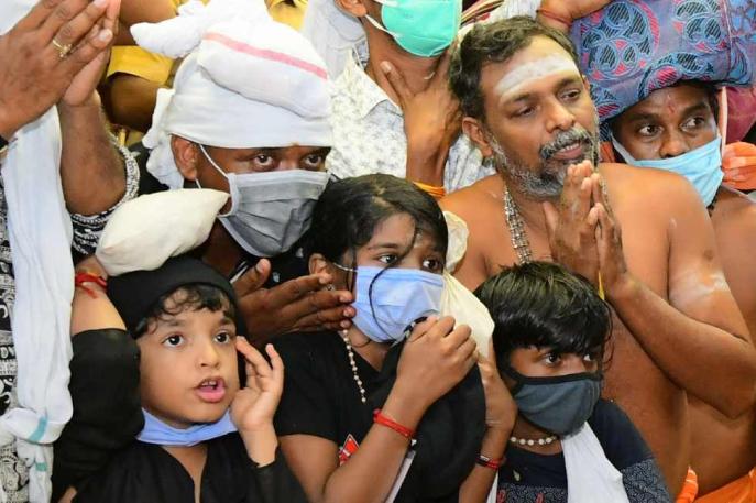 Sannathiyil Kattum Katti Vanthom Appa Lyrics in Tamil